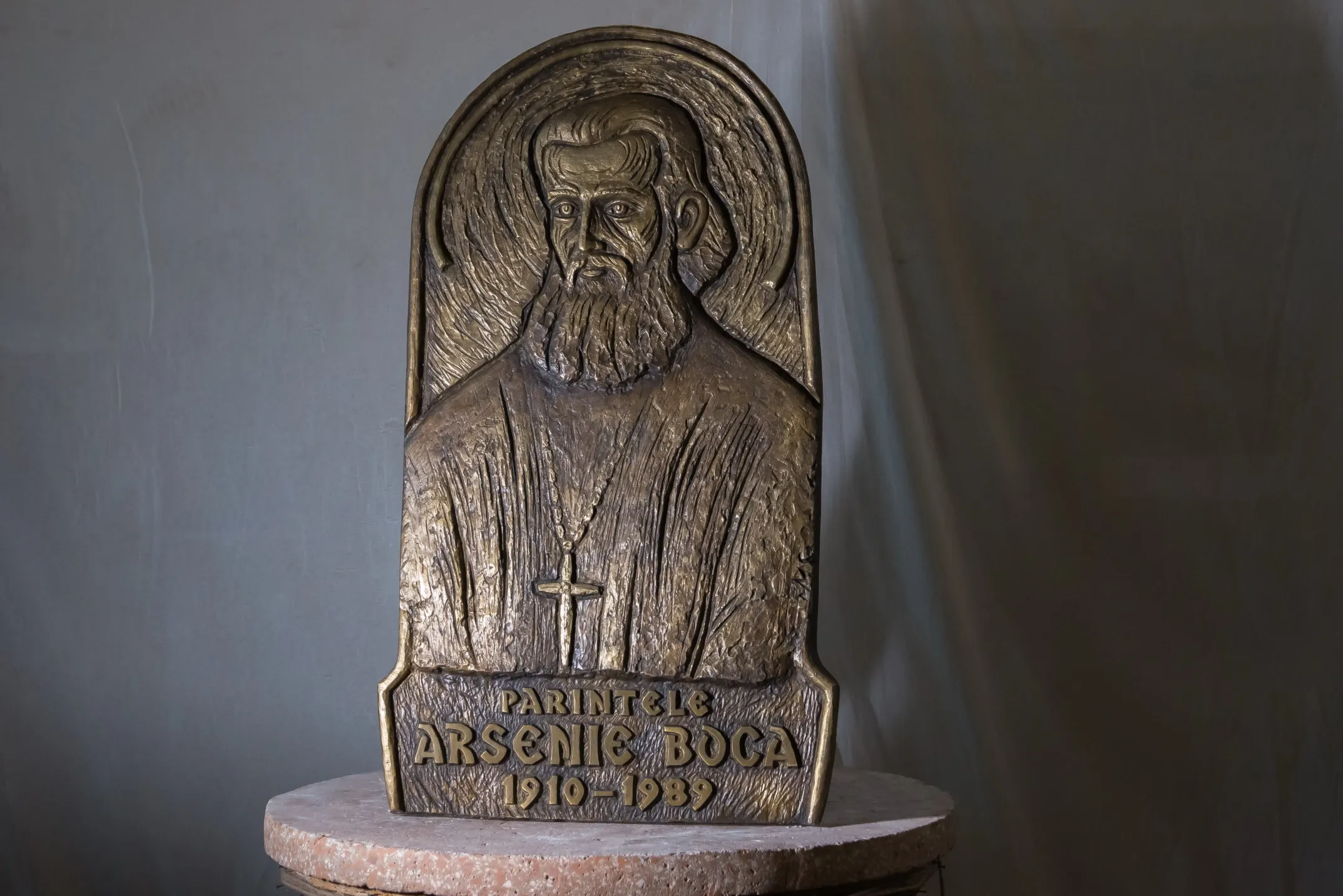 Arsenie Boca (bas-relief)